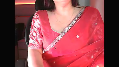 Stripchat-Public.Show-f-SunhariGirl-2025.05.05.151303