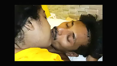 Indian sexy bhabhi hot real fucking with young lover! Hindi sex