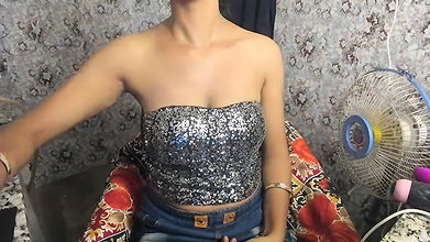 Stripchat-Public.Show-f-aarjulove-2025.04.05.174213