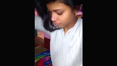 Desi cute girl tight pussy