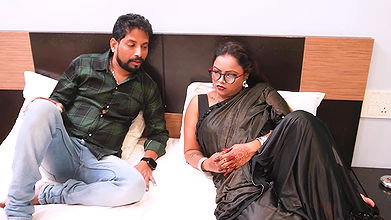 Bhabhi Had Sex with Her Plumber