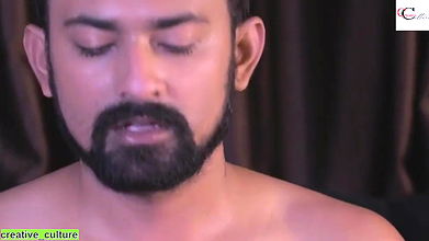 ——BLACK eats a real huge vagin