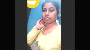 Village Girl Showing Her Pussy