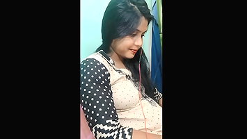 Bengali tango star Show her nice pussy on tang