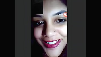 Beautiful Cute Horny Girl Showing And Hard Pussy Fingering