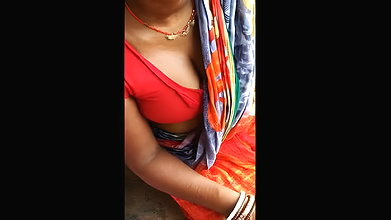 Desi village bhabi big boobs
