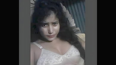 Beautiful Cute Girl Showing And Feeling Horny For Dick