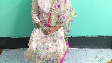 University Girlfriends vs Boyfriend