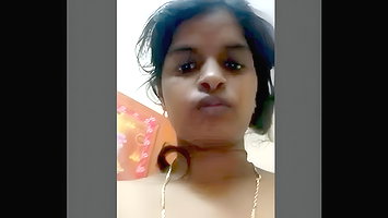 Horny Desi Bhabhi Showing Her Boos and Pussy