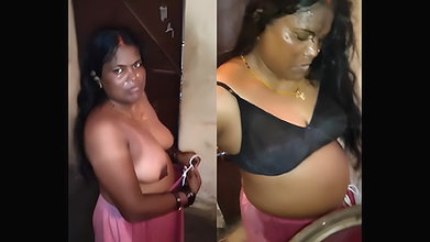Mature Randi with customer, clear hindi talking