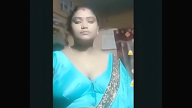 Desi sexy bhabi on cam