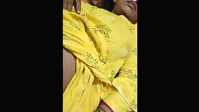Sapna didi ki ghand bahut achhi hai