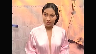 anusha rajapaksha topless