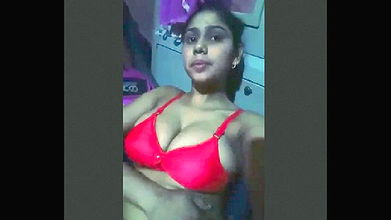 Bigboob Sexy Married Bhabi Showing During Period