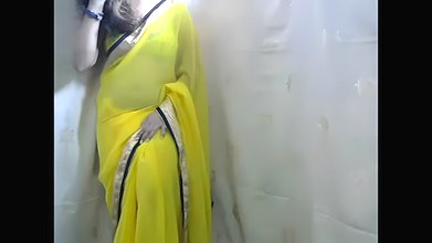 big boob bhabhi sari strip 2