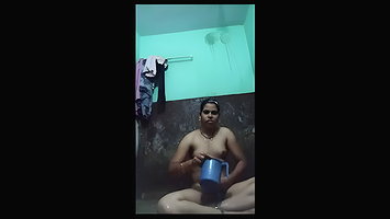 chennai bhabhi in in shower