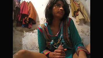 hot pakistani young wife farah with husband 1