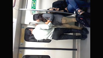 indian lover in delhi metro