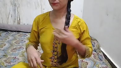 Indian muslim girl ko paise dekar jabar dasti pela