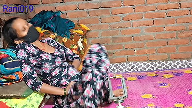 My stepsister was doing nude finger sexy in my room