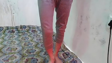 Bhabhi ko chuchi daba daba kar choda