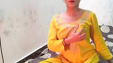 Step sister ko nanga kar jabar dasti doodh daba kar pela