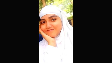 Bigbooby GF Showing Boobs Pussy And Kissing With Lover Many Clips