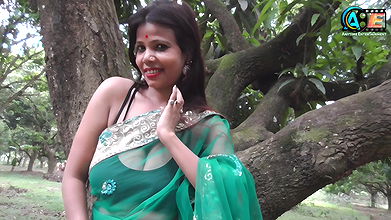 Saree Shoot  Saree Fashion  Saree Sundari  Saree Queen  Saree Lovers  Saree Dropping
