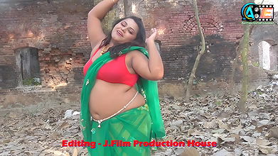 Saree Sundori  Saree Lover  Saree Fashion  Saree Shoot  Indian Beauty POULAMI  Bold Saree Style (1)