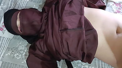 A Muslim girl in burqa was hardly banged