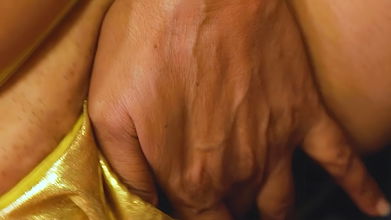 Desi bhabi enjoy party in hall