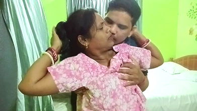 Indian High Class Married Wife Hot Romance and Sex with Boyfriend when Husband Absent