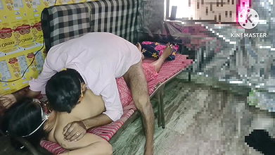 Hot bhabhi was sucked in front of her husband