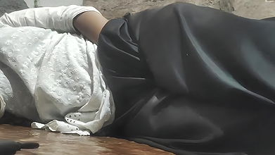 Desi Village girl masterbating very hardly in pussy