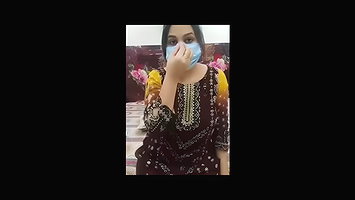 paki lahori girl on webcam