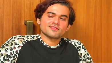 Sexy Wife Se Milne Aayi Dost Ptaya Or Jabardast Gand Mari