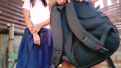 DESI YEAR OLD STUDENT SHE IS INNOCENT FUCK IN THE WOODS BY STRANGER