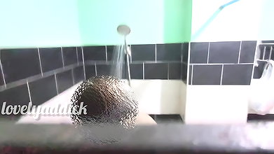 I cought the guy whos sneaking on me while taking shower in the hotel