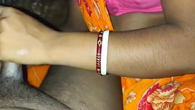Bangla hot aunty and me home enjoy