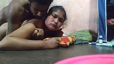 Husband Wife Full Deshi Sexy Video in Hindi Anal Porn feat Mg394