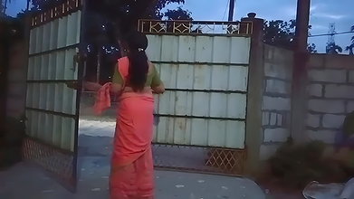 💀Jungle vali bhabhi College friend ke sath savita bhabhi ne jamkar chudai karwaya aur apne chut ka pani nikali