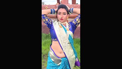 marathi lady sexy deep navel in blue saree