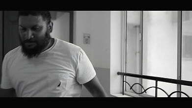 Unknown Actresses Hot Kissing Scenes – The Savage