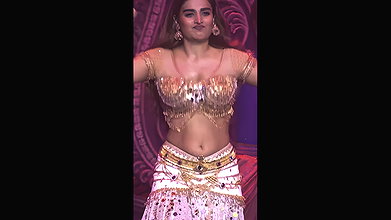 NIDHI AGARWAL SIZZLING DIVA CUTE CLEAVAGE AND NAVEL TEASE AT STAGE EVENT HQ VIDEO