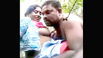 Village Bhabi Fucking In jungle