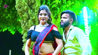 Cutie Divya Mishra hot saree song – Navel caressed and kissed