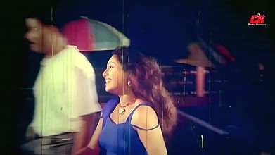 Mou hot song – Navel kisspress, Lip kiss, slight cleavage, Sareeless