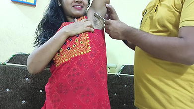 Desi girl asked her boyfriend to clean her traditional hair