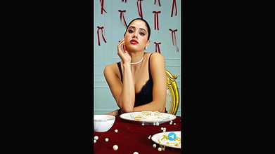 HORNY NEPO BABE JHANVI KAPOOR IRRESISTIBLE CUMWORTHY DEEP CLEAVAGE DELIBERATE SHOW HQ2