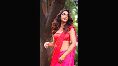 RUHI SINGH BOMBSHELL FAPWORTHY BABE SEDUCTIVE IN BACKLESS SAREE  2